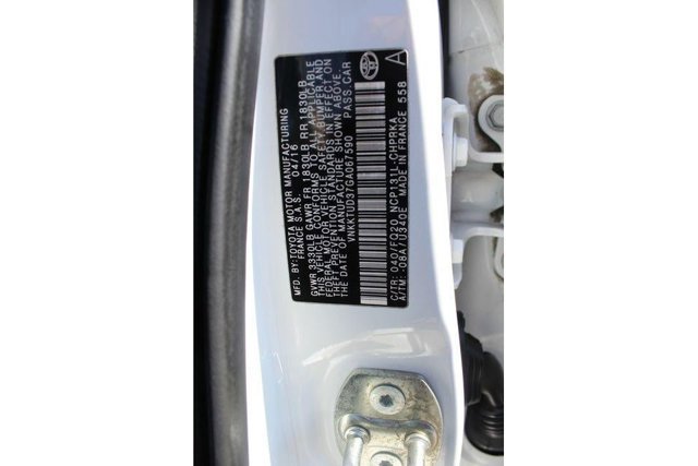 Used 2016 Toyota Yaris L FWD image 9