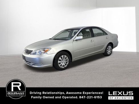 Used 2004 Toyota Camry LE image 2