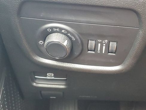 Used 2023 Jeep Grand Cherokee L Laredo AWD/4WD image 21