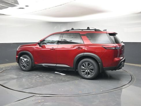 New 2026 Nissan Pathfinder SV w/ SV Premium Package FWD image 3