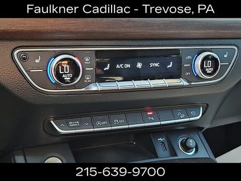 Used 2023 Audi Q5 2.0T Premium w/ Convenience Package AWD/4WD image 15