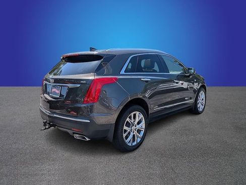 Used 2019 Cadillac XT5 Luxury w/ LPO, Radiant Package FWD image 5