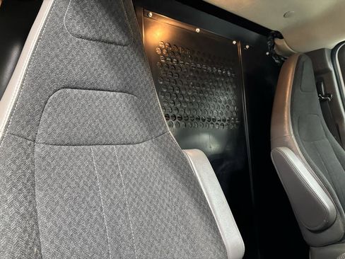 Used 2021 GMC Savana 2500 w/ Driver Convenience Package RWD image 18