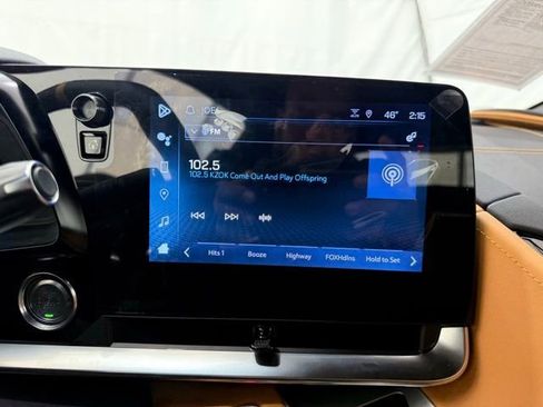 Used 2024 Chevrolet Corvette Stingray Preferred Cpe image 27