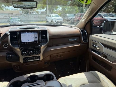 Used 2022 RAM 3500 Laramie AWD/4WD image 38