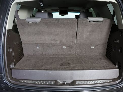 Used 2019 GMC Yukon Denali w/ Denali Ultimate Package image 8