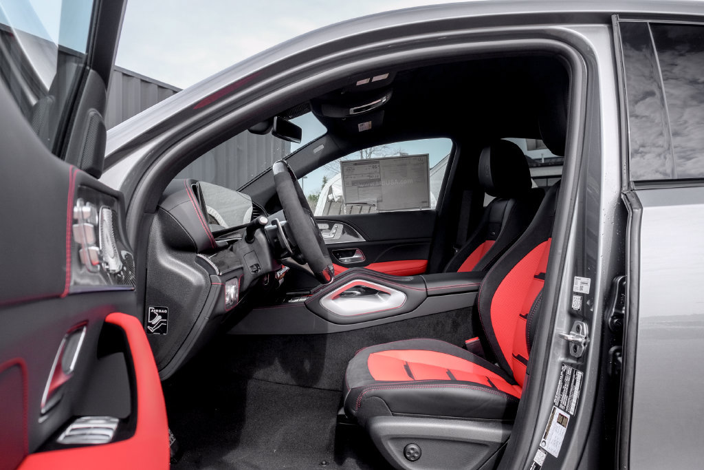 New 2026 Mercedes-Benz GLE 53 AMG 4MATIC Coupe image 11