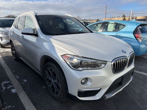 Used 2016 BMW X1 xDrive28i image 4