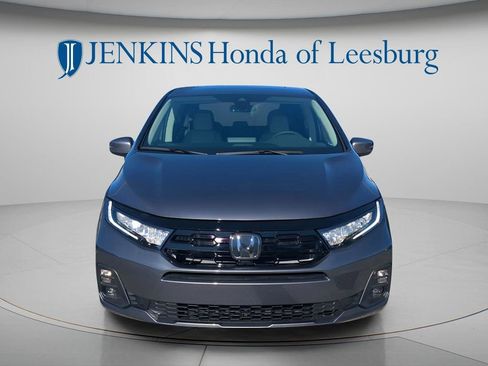New 2026 Honda Odyssey Touring image 8