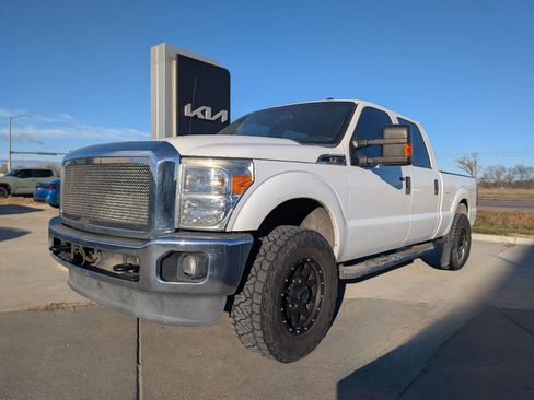 Used 2012 Ford F250 XLT w/ XLT Value Pkg image 1