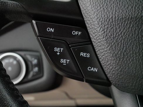 Used 2017 Ford Escape Titanium AWD/4WD image 26