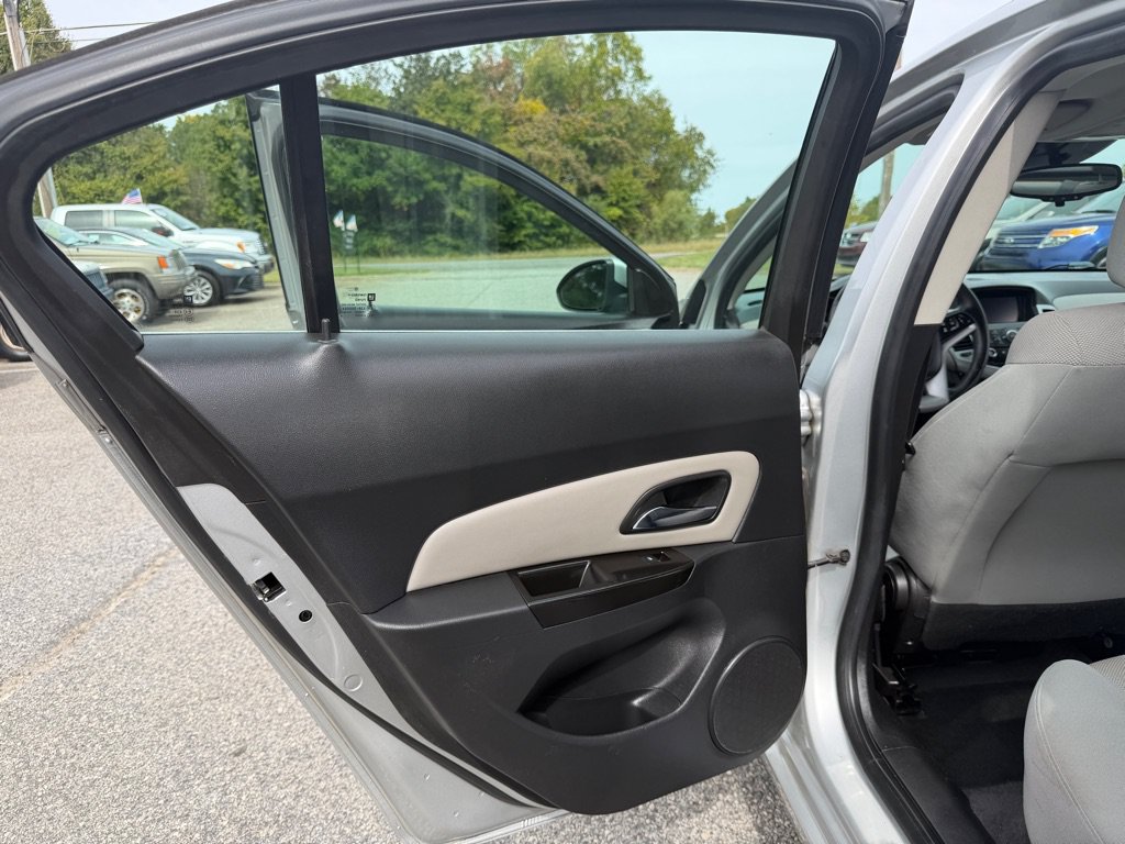 Used 2014 Chevrolet Cruze Eco FWD image 22