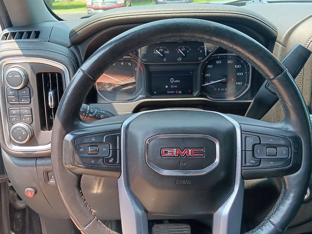 Used 2020 GMC Sierra 1500 Elevation w/ Elevation Value Package AWD/4WD image 4