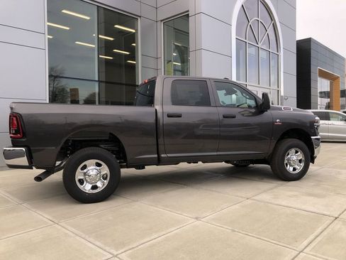 New 2026 RAM 2500 Tradesman w/ Chrome Appearance Group AWD/4WD image 6