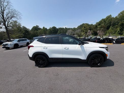Used 2024 Kia Seltos X-Line AWD/4WD image 4