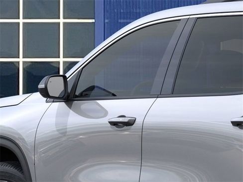 New 2026 Chevrolet Traverse LT w/ Sun and Wheel Package image 12