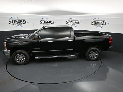 Used 2019 Chevrolet Silverado 2500 LTZ w/ Duramax Plus Package AWD/4WD image 21