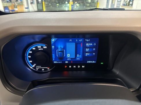 Used 2022 Ford Bronco Wildtrak image 27