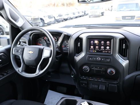 New 2026 Chevrolet Silverado 3500 W/T AWD/4WD image 27