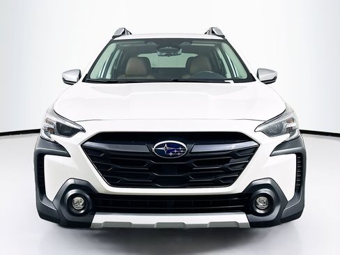 Used 2024 Subaru Outback Touring XT AWD/4WD image 2