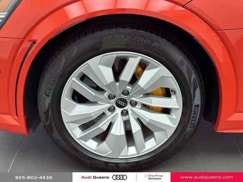 Certified 2022 Audi e-tron S Prestige w/ Prestige Package AWD/4WD image 8