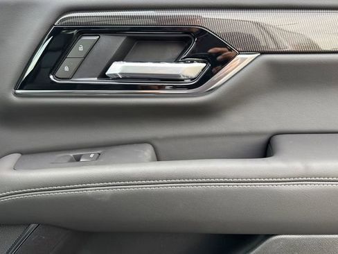 New 2026 GMC Yukon Elevation w/ Elevation Premium Package AWD/4WD image 21