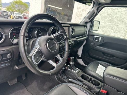 Certified 2023 Jeep Wrangler Unlimited Rubicon 4xe w/ Cold Weather Group AWD/4WD image 13