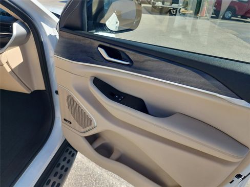 Used 2021 Jeep Grand Cherokee L Limited image 29