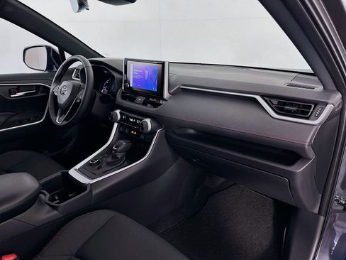 Certified 2025 Toyota RAV4 SE AWD/4WD image 28