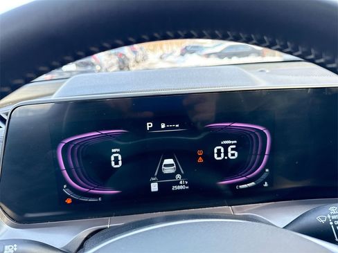 Used 2024 Kia Telluride S w/ S Sunroof Package image 10