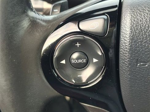 Used 2017 Honda Accord Sport image 18