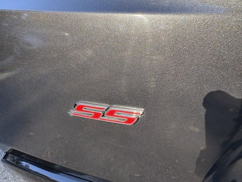 Used 2017 Chevrolet Camaro SS image 11