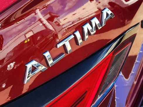 Used 2020 Nissan Altima 2.5 SR image 11