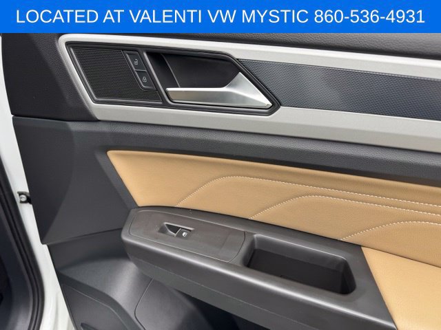 Certified 2023 Volkswagen Atlas Cross Sport SE w/ Panoramic Sunroof Package AWD/4WD image 31