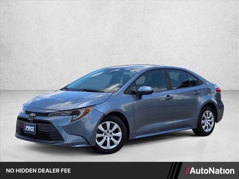 Used 2023 Toyota Corolla LE FWD image 1