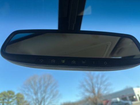 Used 2015 Nissan Pathfinder Platinum image 35