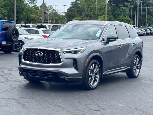 Used 2023 INFINITI QX60 Luxe w/ Performance Audio Package FWD image 2