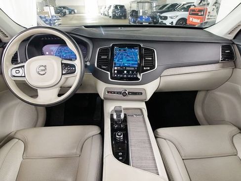 Used 2024 Volvo XC90 T8 Ultimate w/ Protection Package Premier AWD/4WD image 7