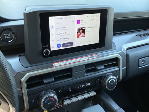 Used 2026 Toyota Tacoma SR5 AWD/4WD image 29