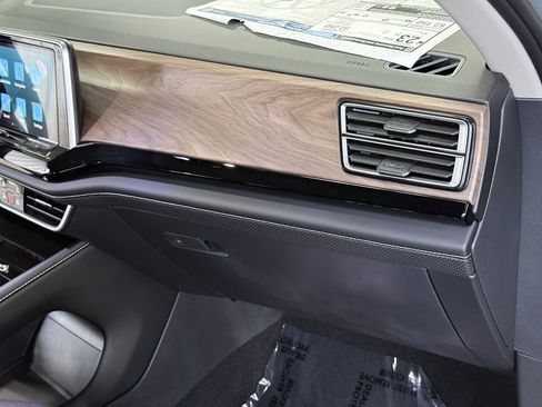 New 2026 Volkswagen Atlas SE AWD/4WD image 31