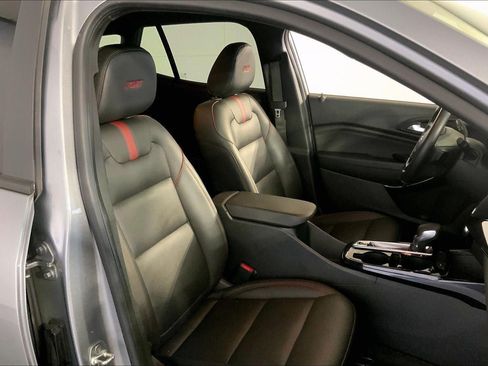 Used 2024 Chevrolet Trax RS w/ Driver Confidence Package FWD image 7