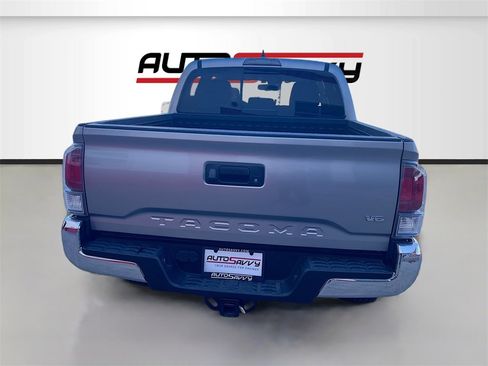 Used 2021 Toyota Tacoma TRD Off-Road image 6