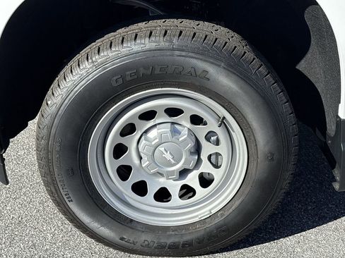 New 2026 Chevrolet Silverado 1500 W/T w/ Trailering Package image 32