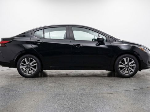 Used 2025 Nissan Versa SV image 11