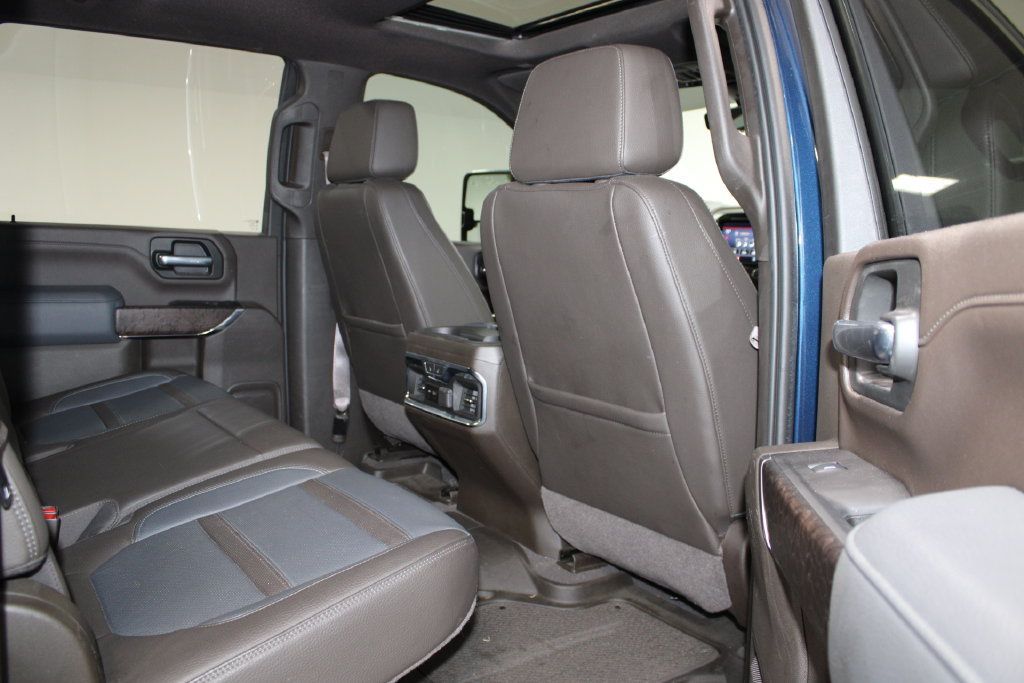 Used 2022 GMC Sierra 2500 Denali w/ Denali Ultimate Package AWD/4WD image 22