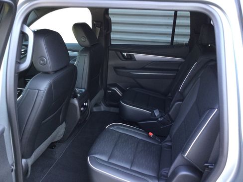 New 2025 Buick Enclave Sport Touring w/ Power Package image 6