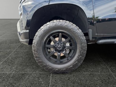 Used 2022 Chevrolet Silverado 1500 LT Trail Boss AWD/4WD image 5