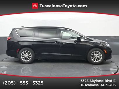 Used 2026 Chrysler Pacifica Limited