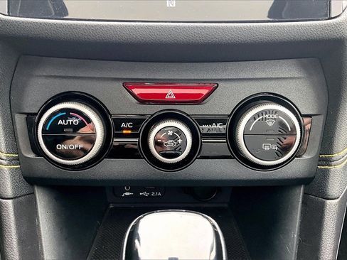 Used 2021 Subaru Crosstrek 2.5i Sport w/ Moonroof Package image 31