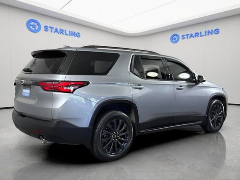 Used 2023 Chevrolet Traverse RS image 9